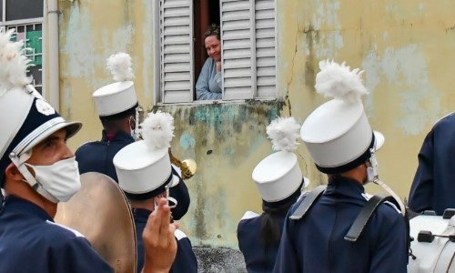 Banda Municipal de Porto Real faz apresentação em festa tradicional